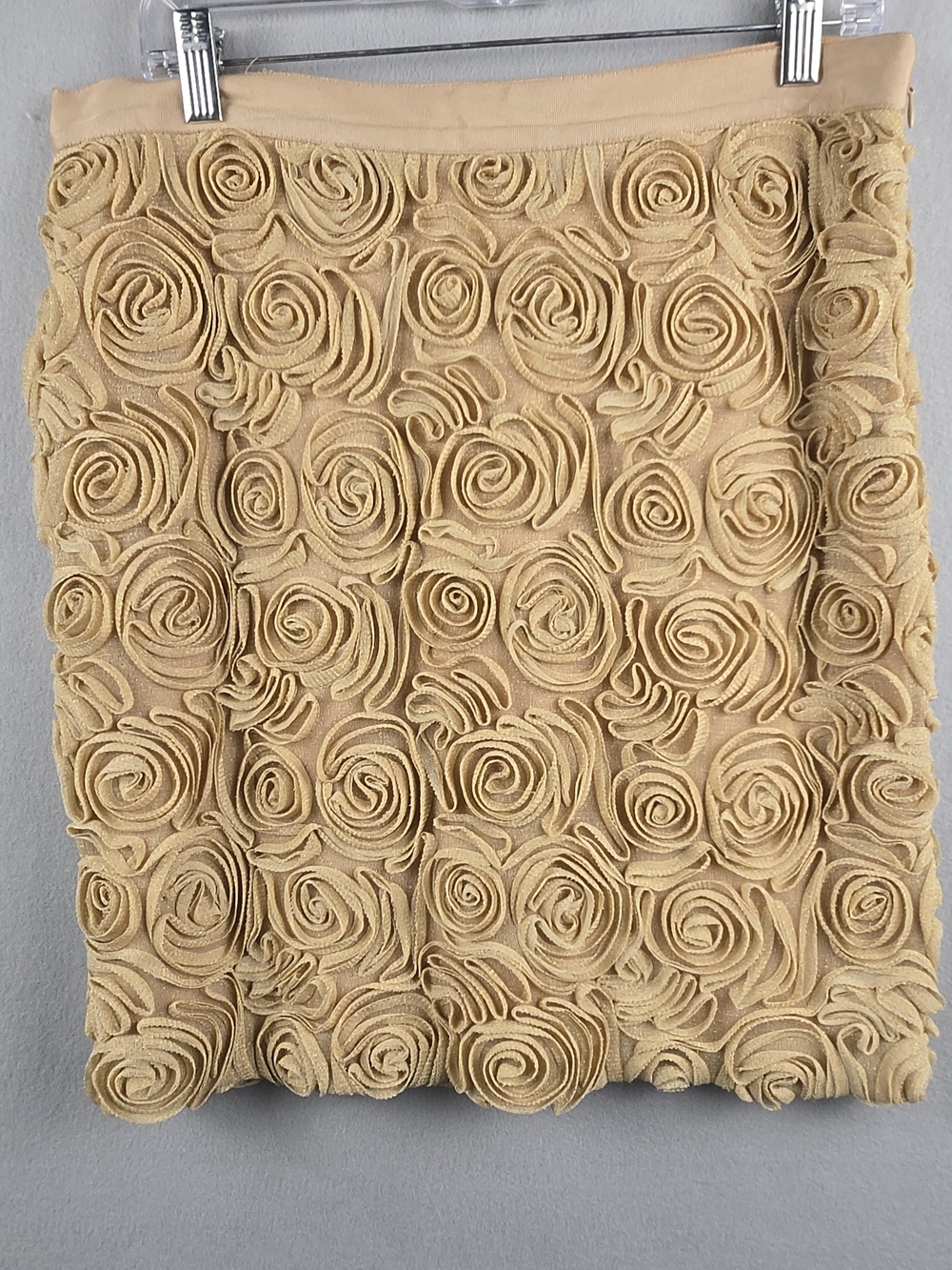 Banana Republic Gold Metallic Rosette Pencil Skirt Size 10